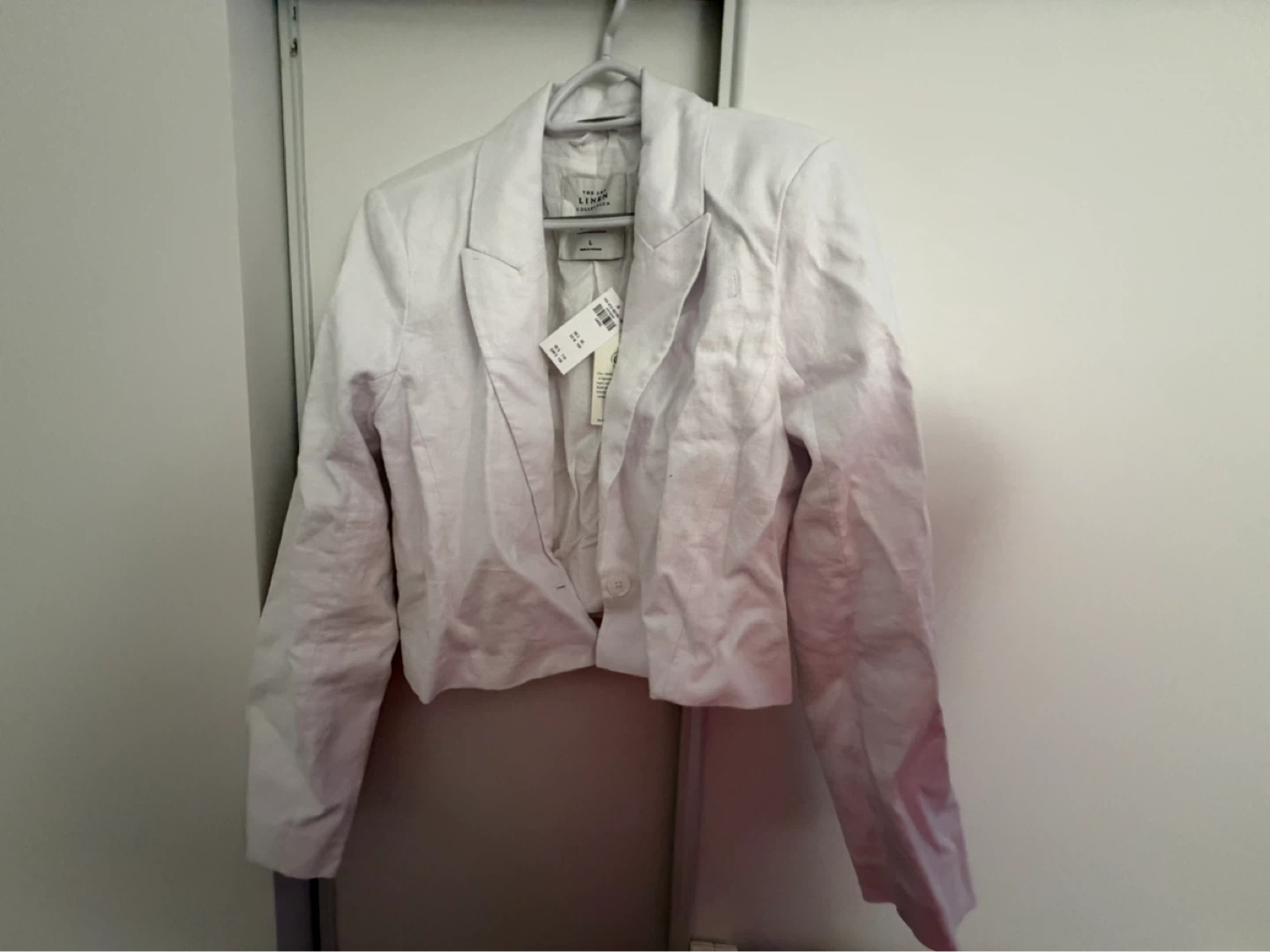 Abercrombie Cropped Blazer (white, NEW)