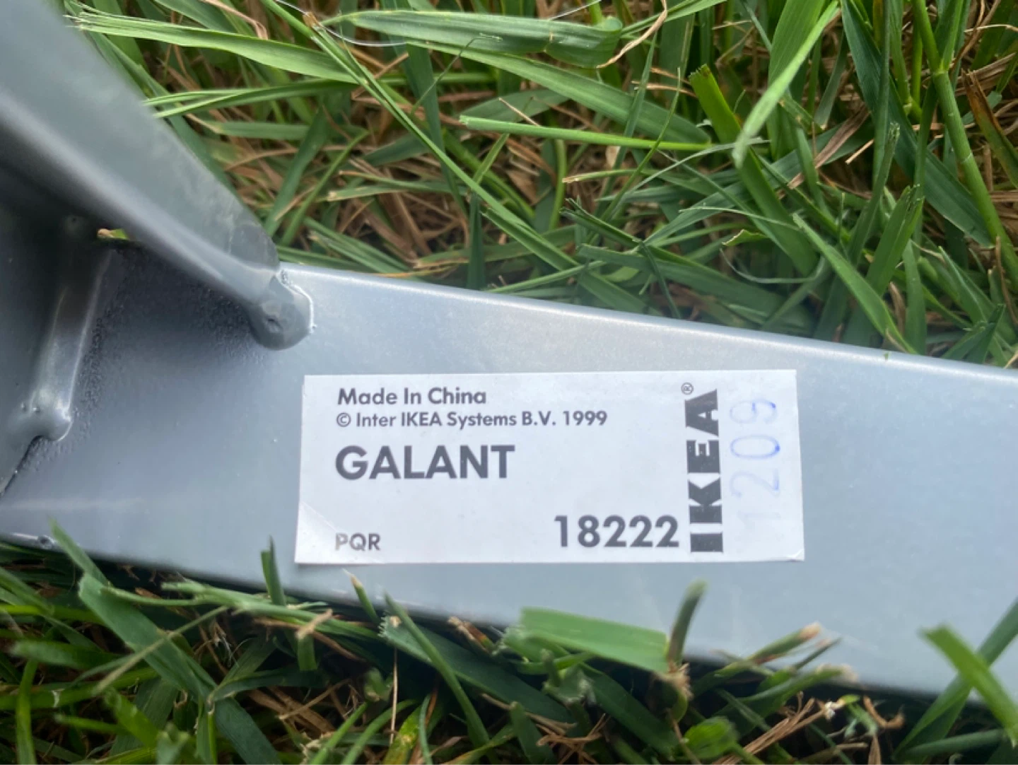 IKEA GALANT Desk Top and Metal Legs - photo 5