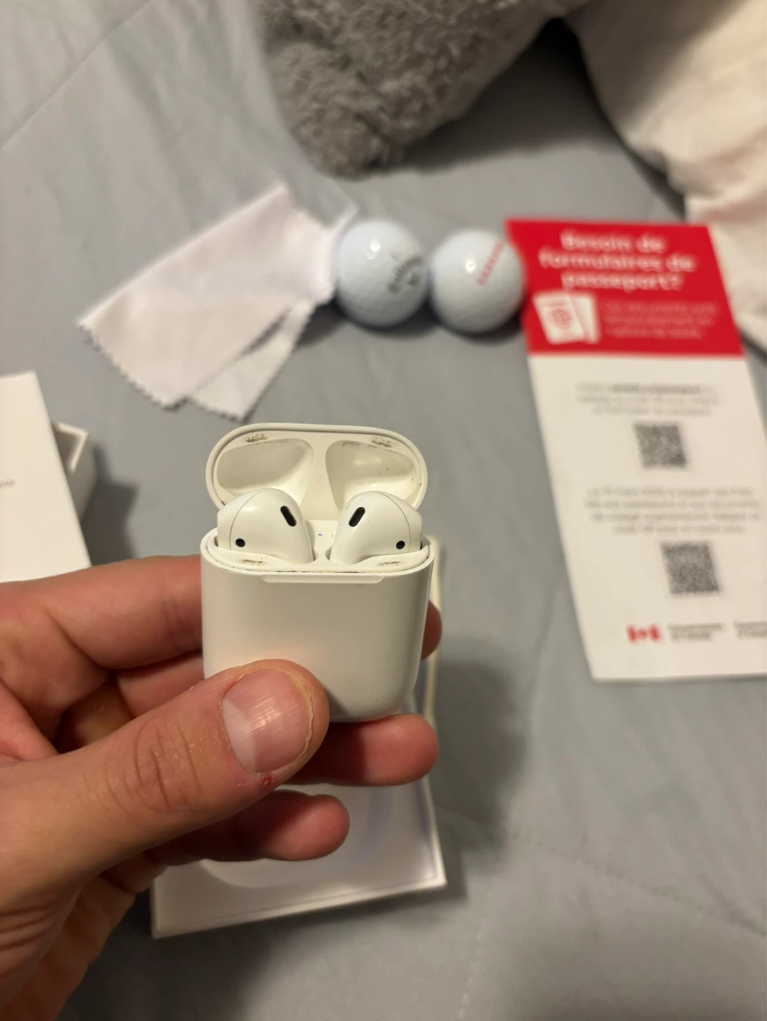 Apple AirPods 4 - photo 4