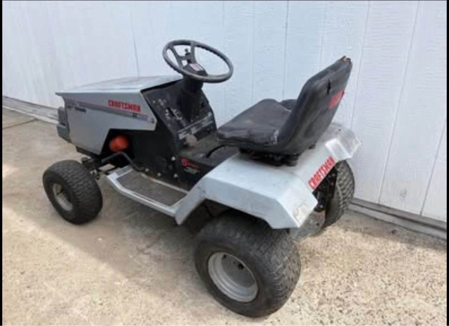 Craftsman Riding Mower with 14 HP Vanguard Engine
