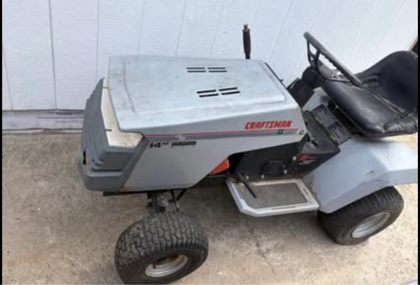 Craftsman Riding Mower with 14 HP Vanguard Engine - photo 5