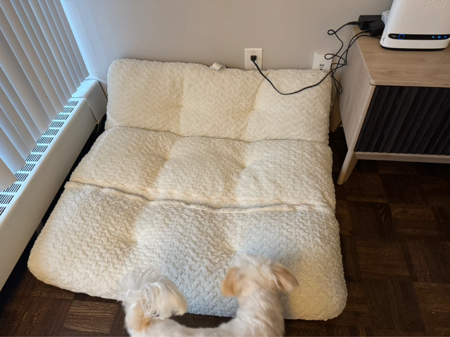 Kirkland Signature Tufted Napper 42"X42" Pet Bed