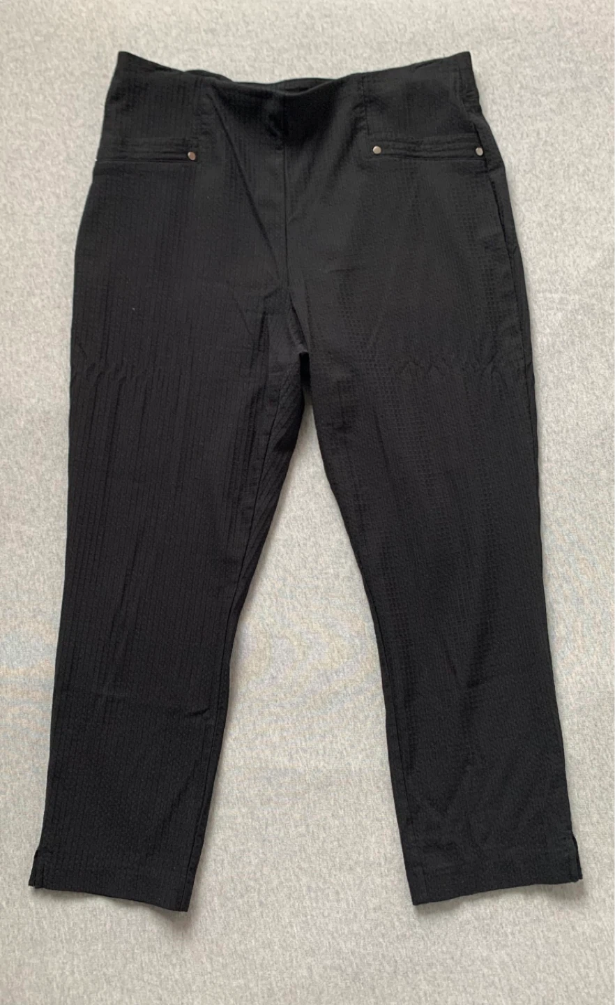 Maurices Ladies Black Textured Pants - Size Large