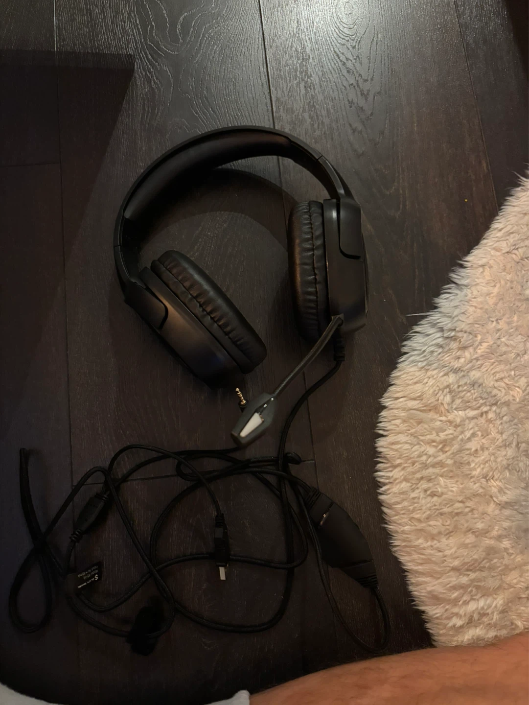 Black shark headphones