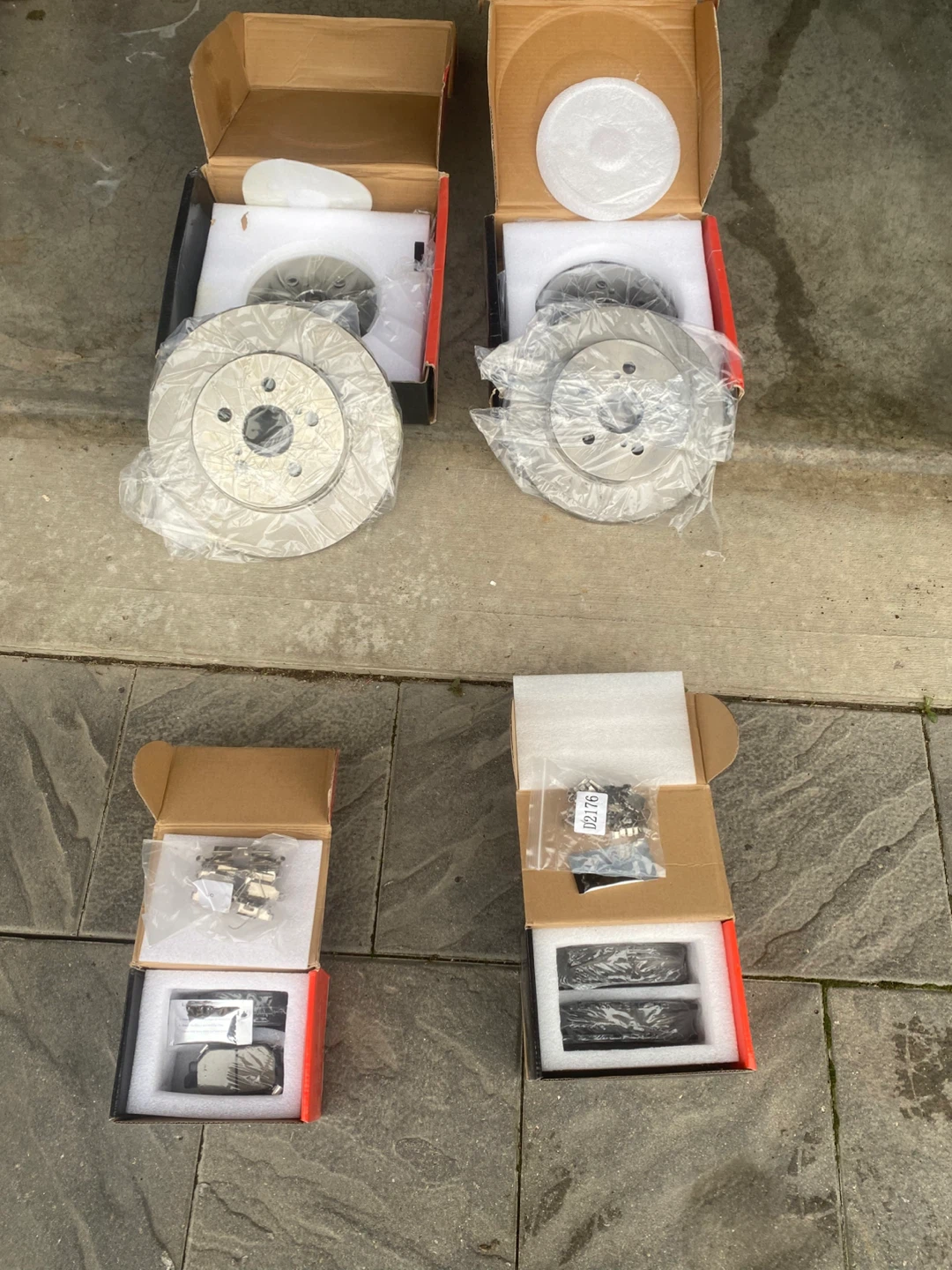 Brake Rotor and Pad Kit fit Corolla & Prius