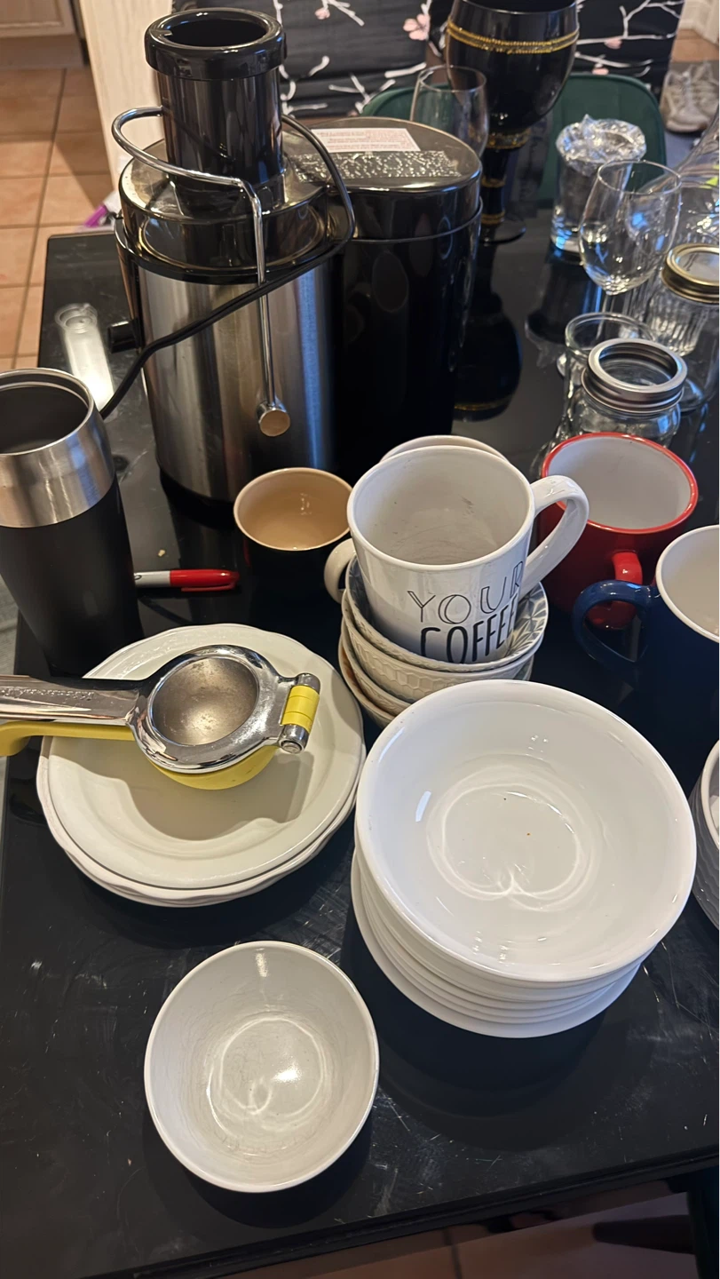 Assorted Kitchenware and Drinkware - photo 2