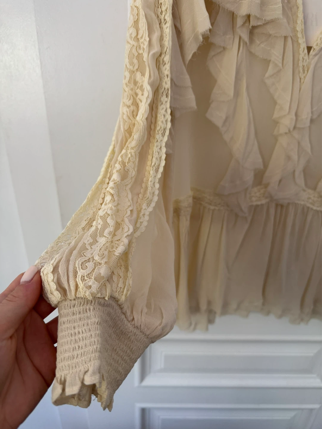 Zara blouse ruffle lace tie front small - photo 4