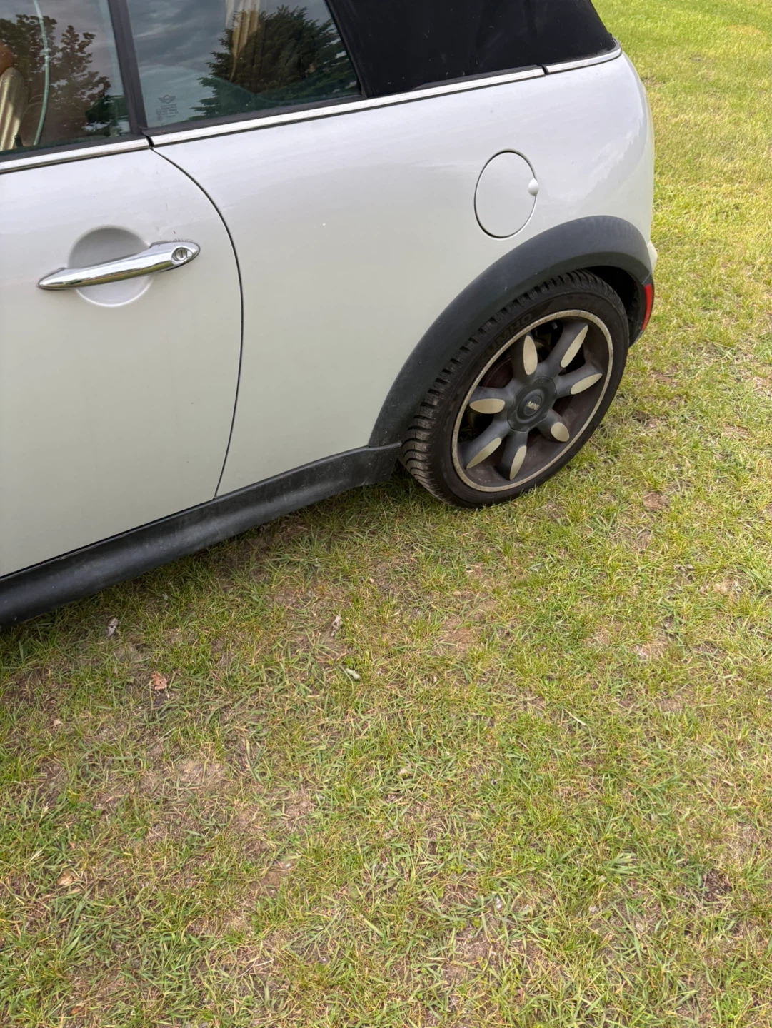 Mini cooper rims and tires side walk edition. - photo 2