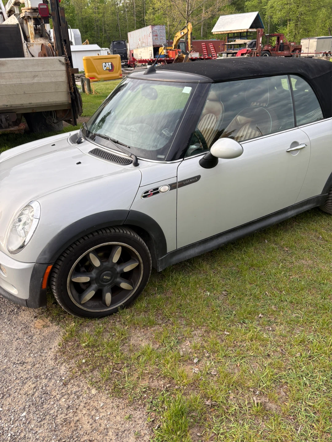 Mini cooper rims and tires side walk edition. - photo 3