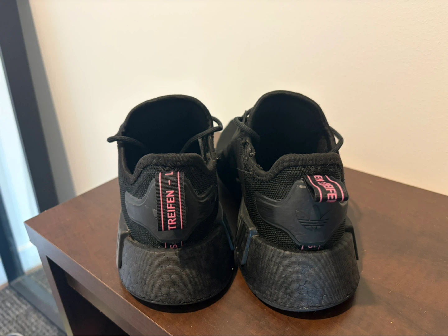 Adidas NMD_R1 Shoes Black Pink Size 7 - photo 3