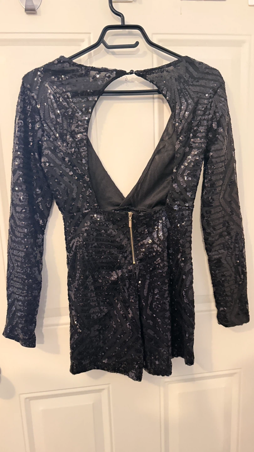 Black Sequin Romper Size S/M - photo 3