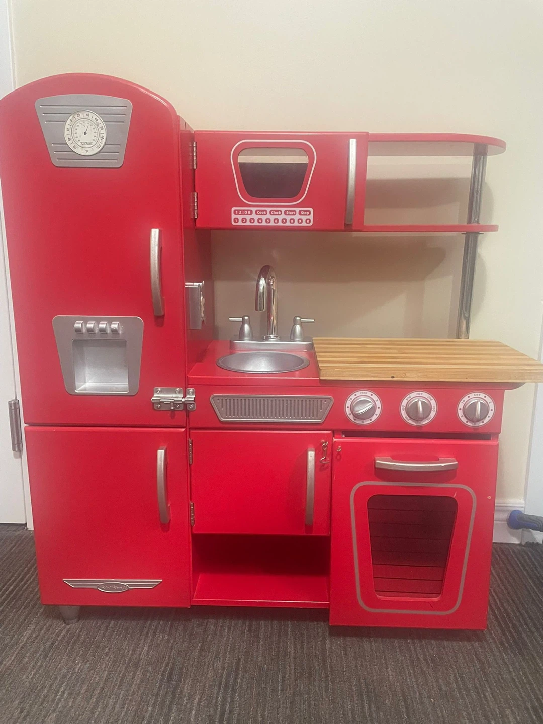 FREEEE! Red Wooden Play Kitchen