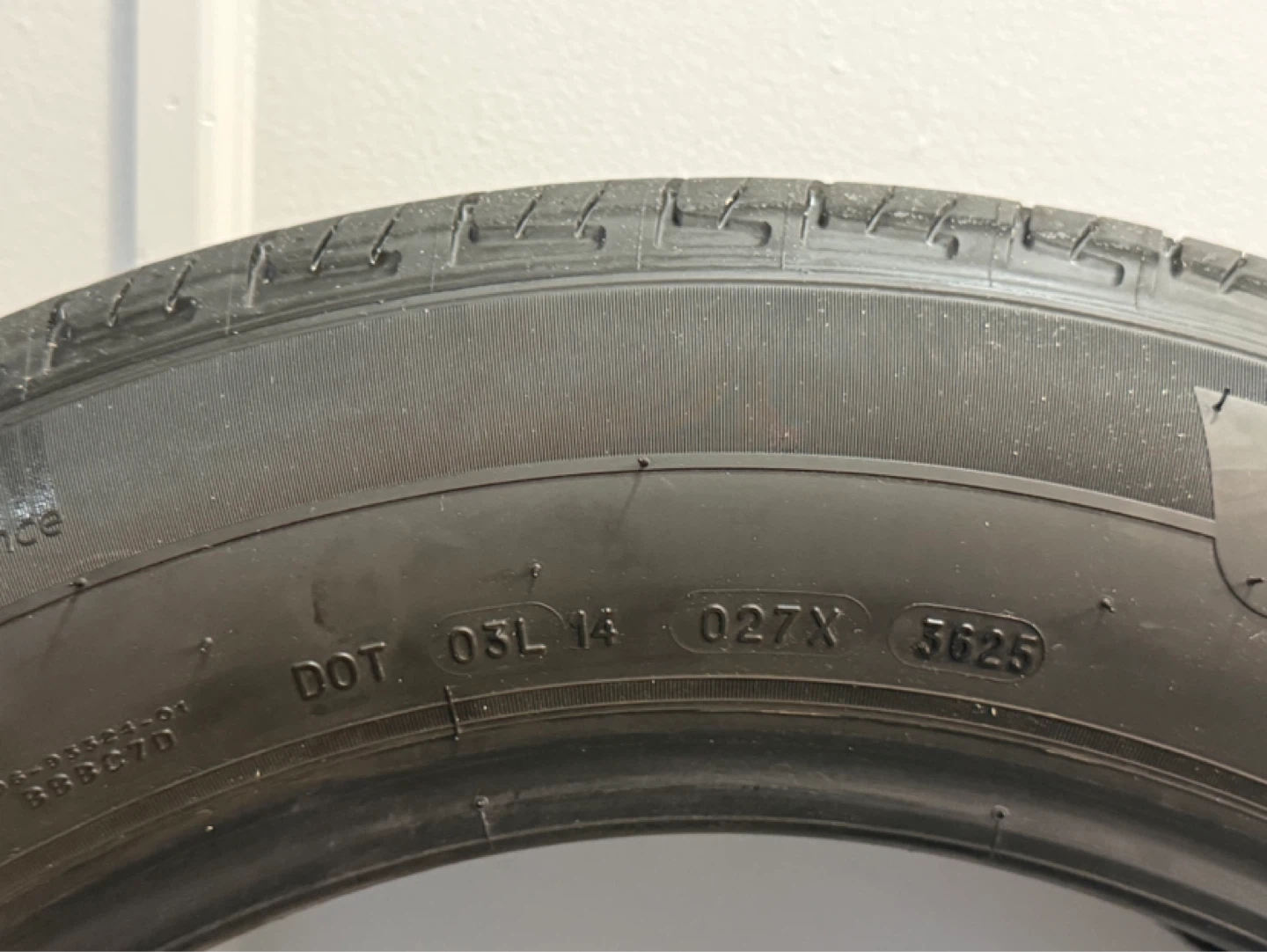 Michelin Tire 225/60 R 18 - photo 5