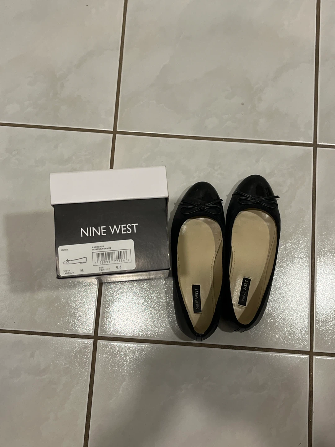 Nine West Black Ballet Flats - Size 6.5