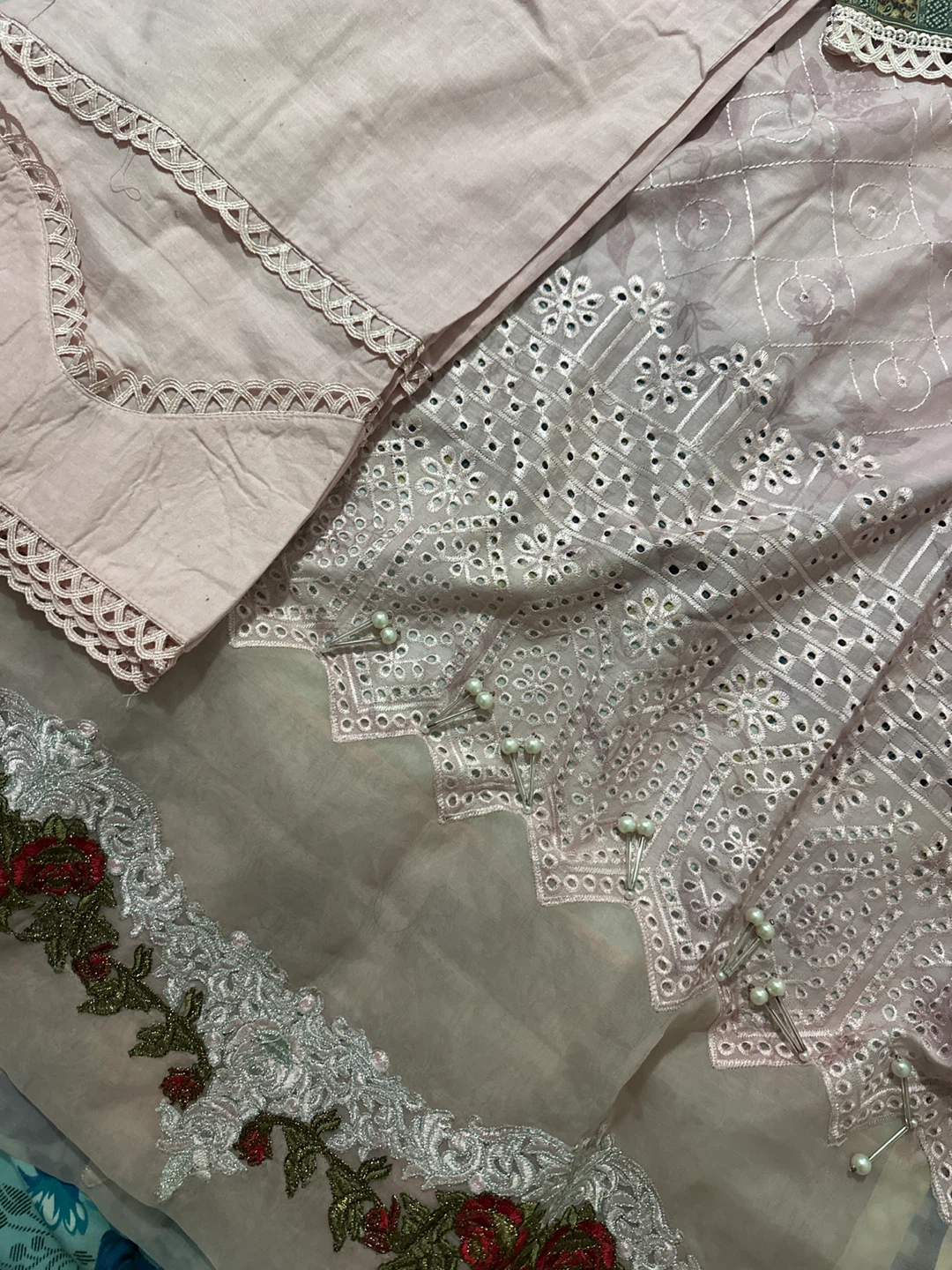 Ally's Women's XL Embroidered Kurti and Pants Set - photo 2