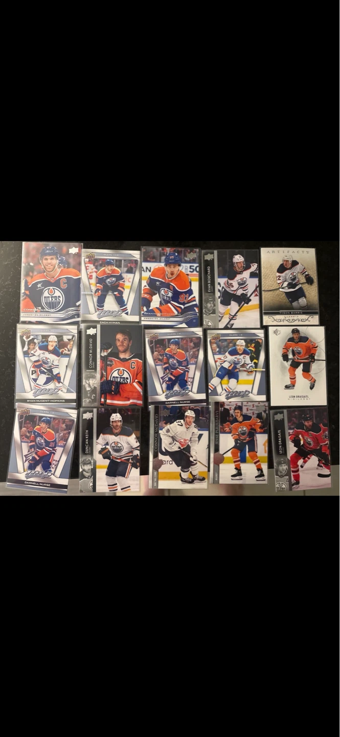 Assorted NHL Hockey Cards Lot - photo 3