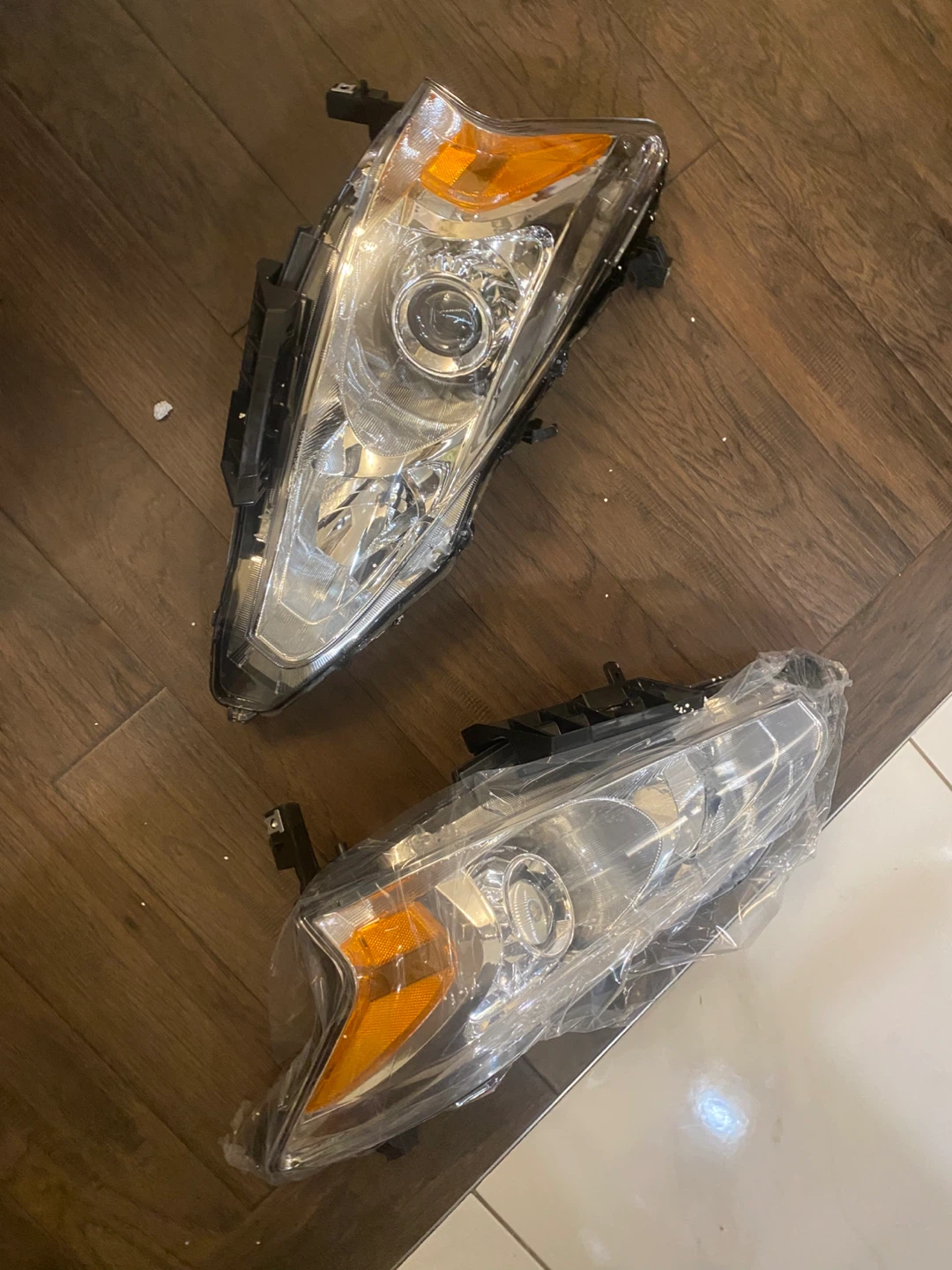 Headlights Altima