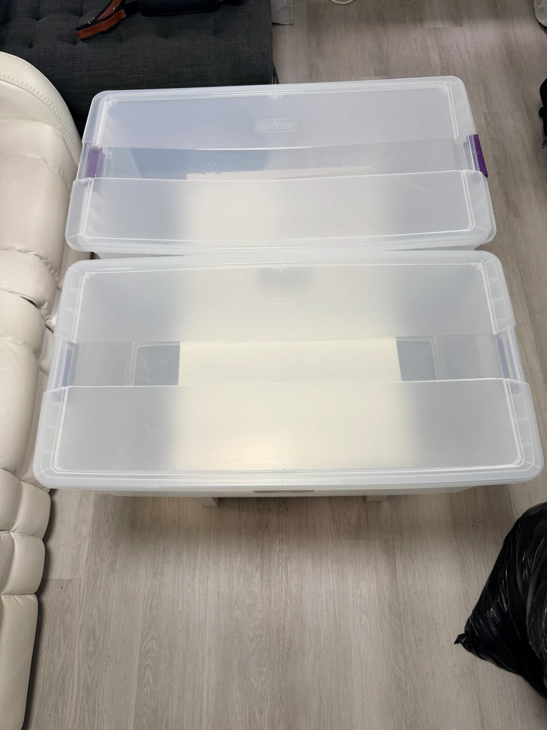 Sterilite ClearView Latch Storage Bin 110 Qt.