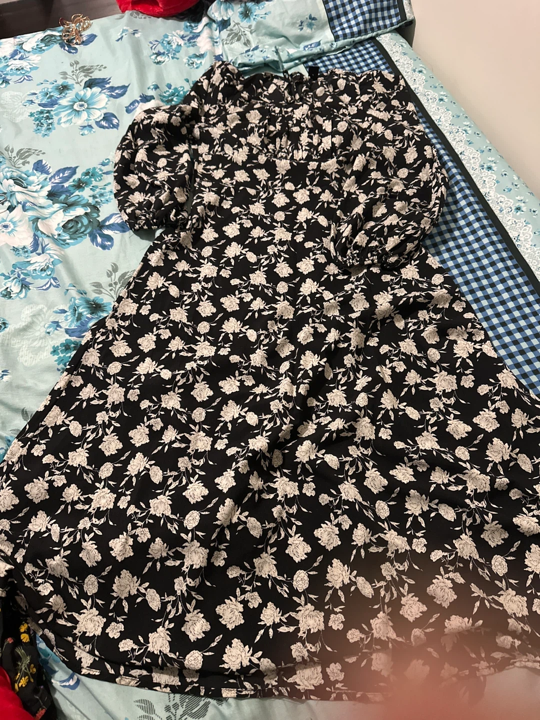 Black and White Floral Print Maxi Dress