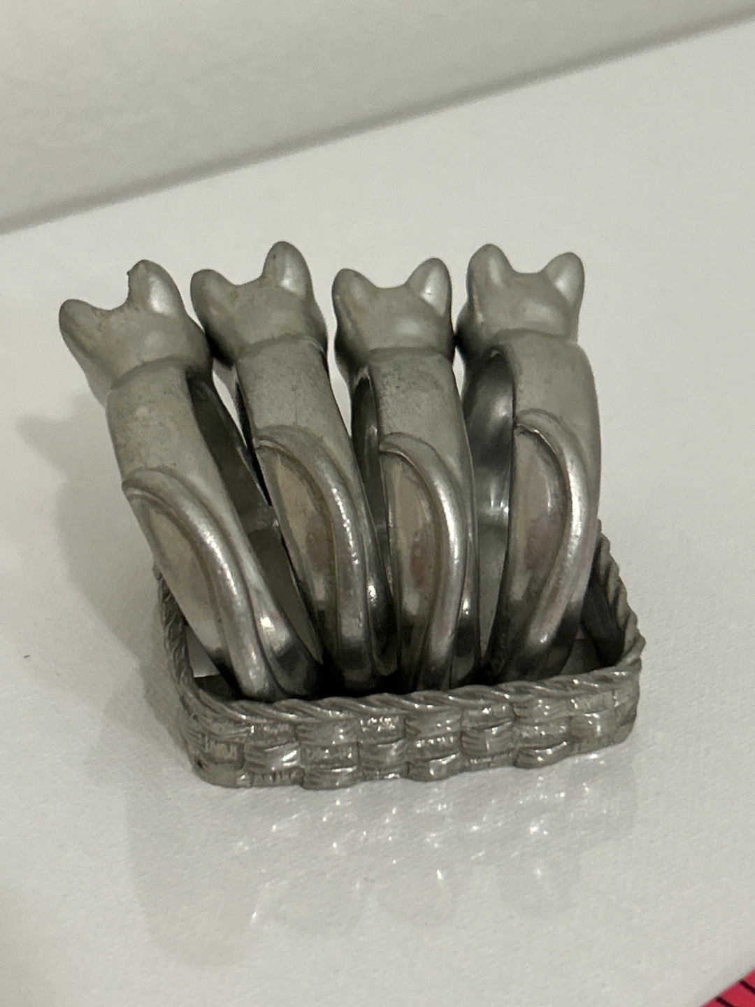 Napkin Rings - Set of 4 Cat Basket Design - photo 2