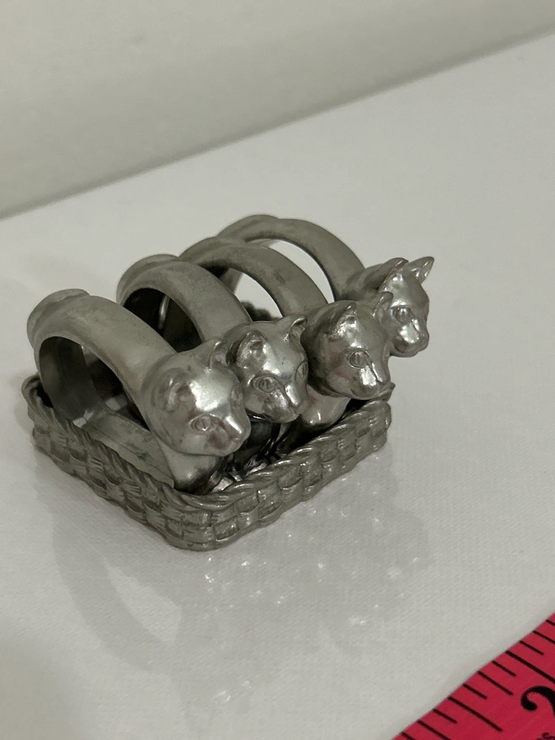 Napkin Rings - Set of 4 Cat Basket Design