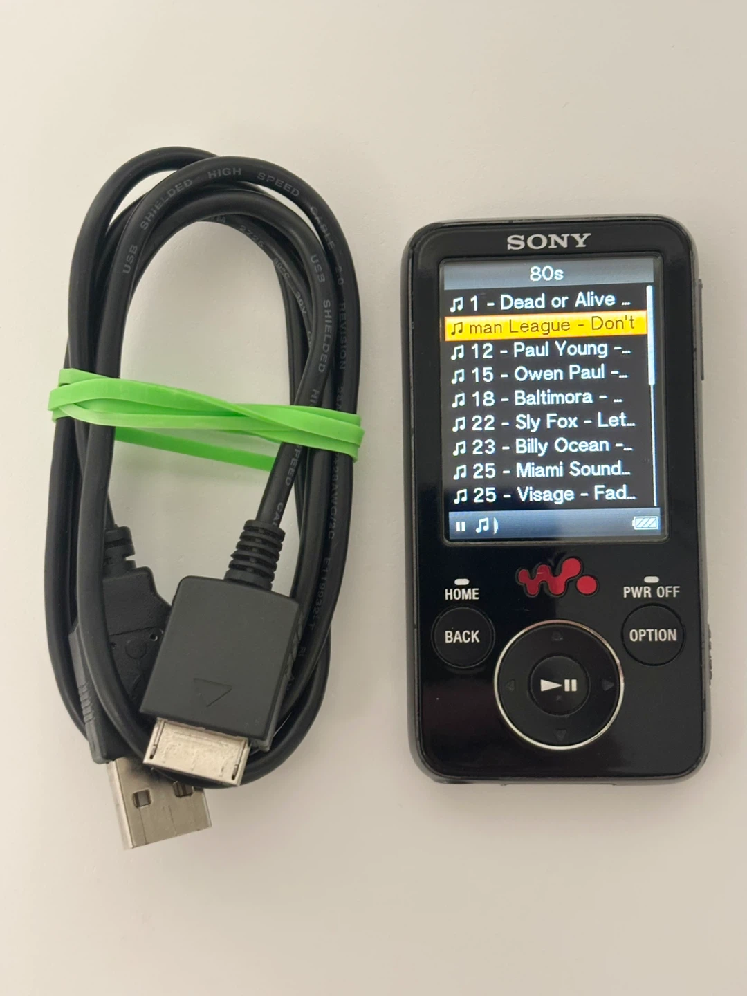 Sony Walkman E-Series NWZ-E436F - 4GB - Digital Media MP3 Player - photo 2