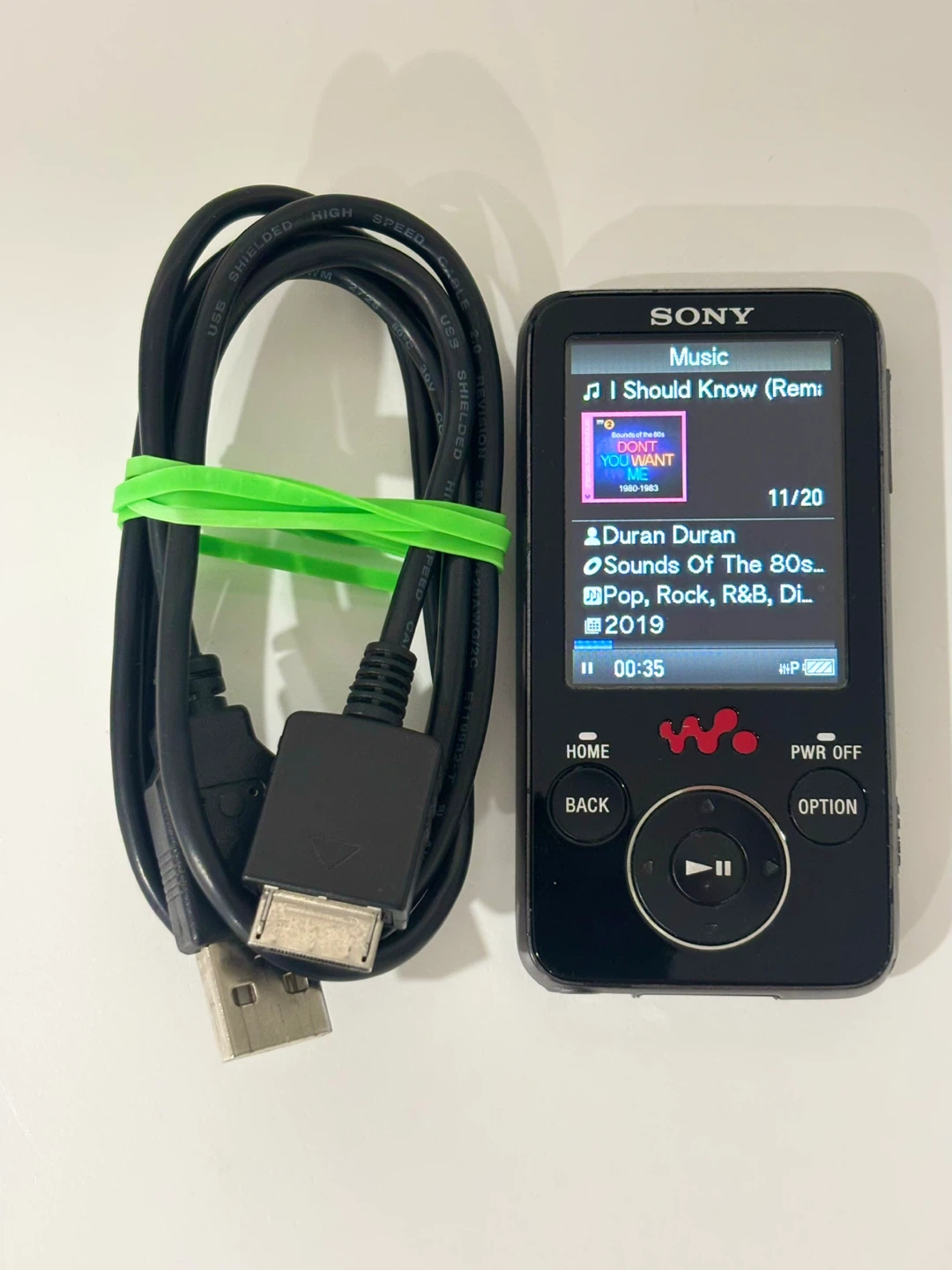 Sony Walkman E-Series NWZ-E436F - 4GB - Digital Media MP3 Player