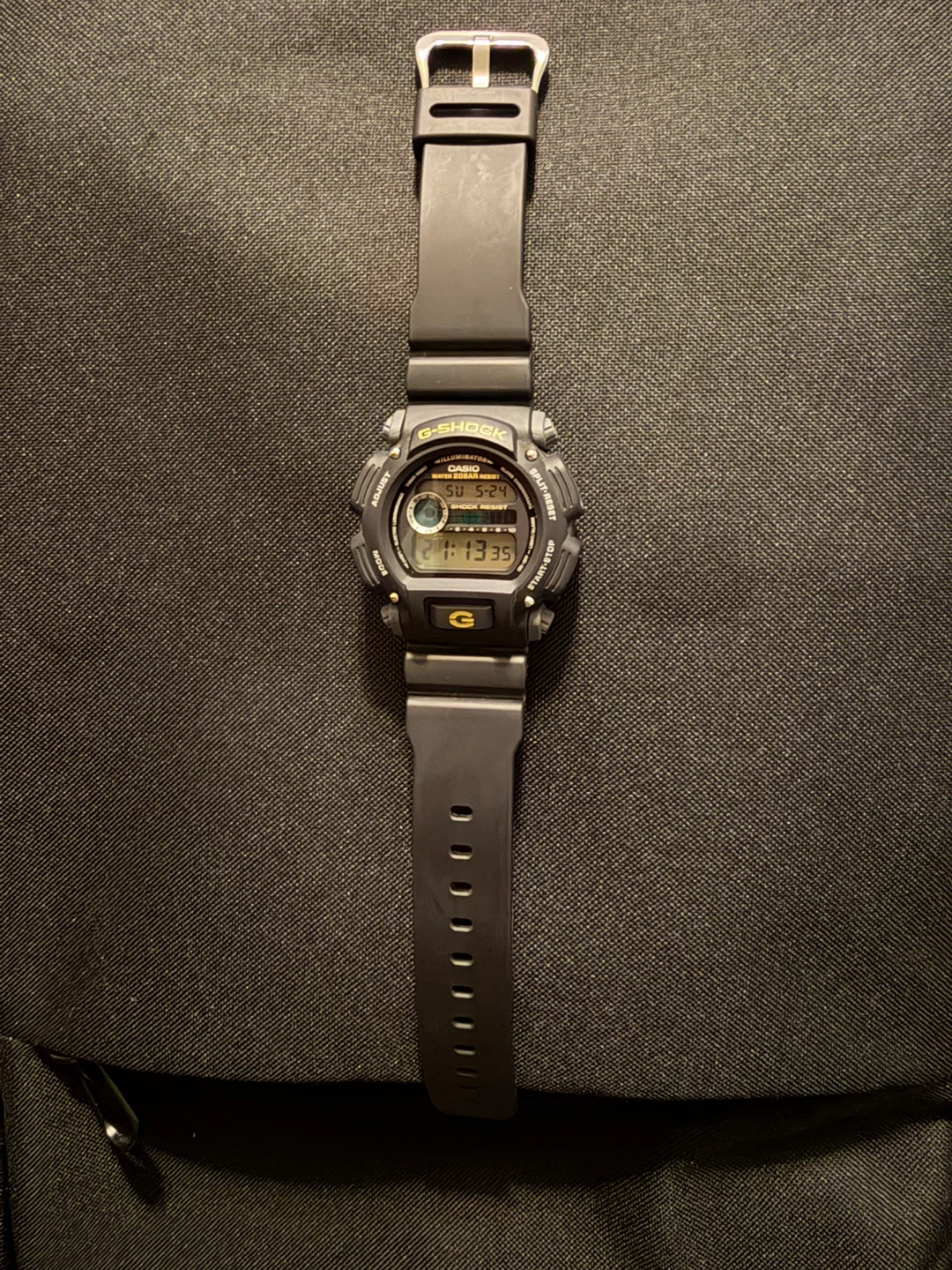 Casio G-Shock DW-9052 - photo 2