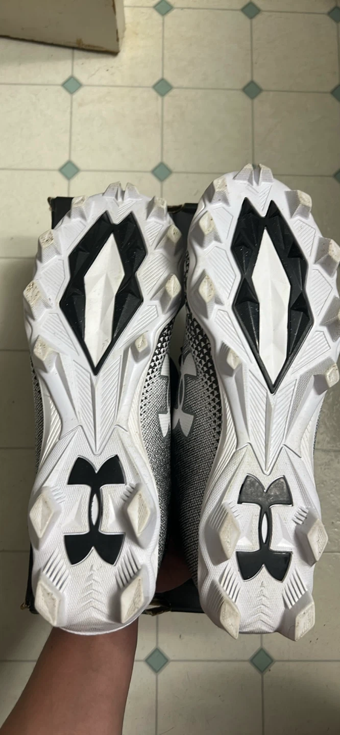 UA Spotlight Fran Men’s Football Cleats - photo 3