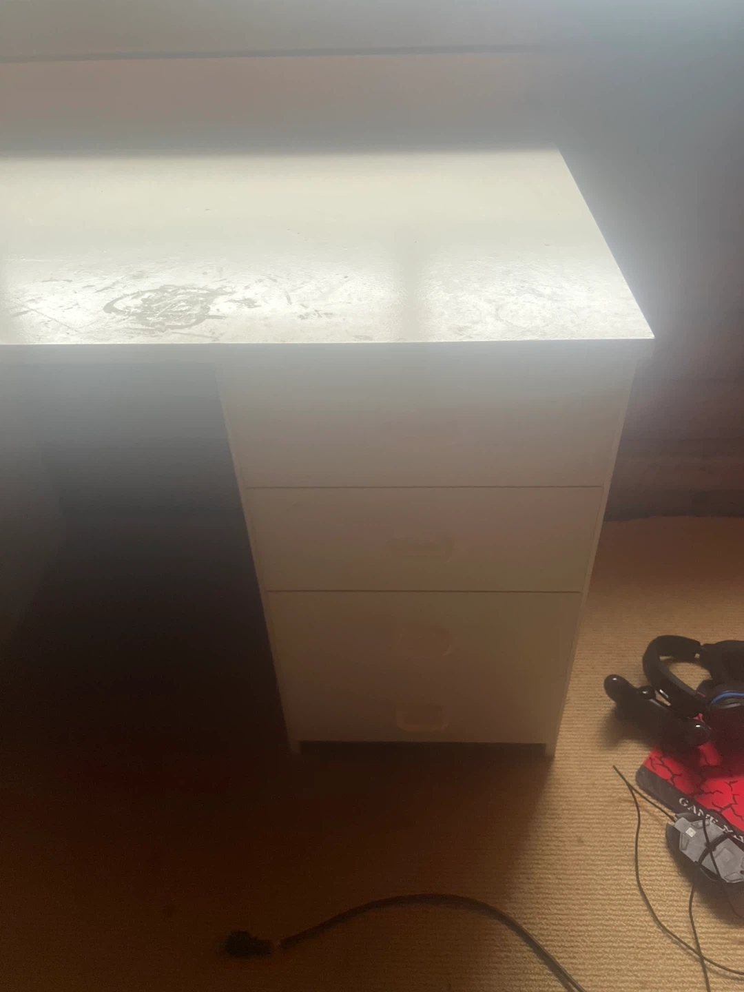 White Desk with Drawers - photo 4
