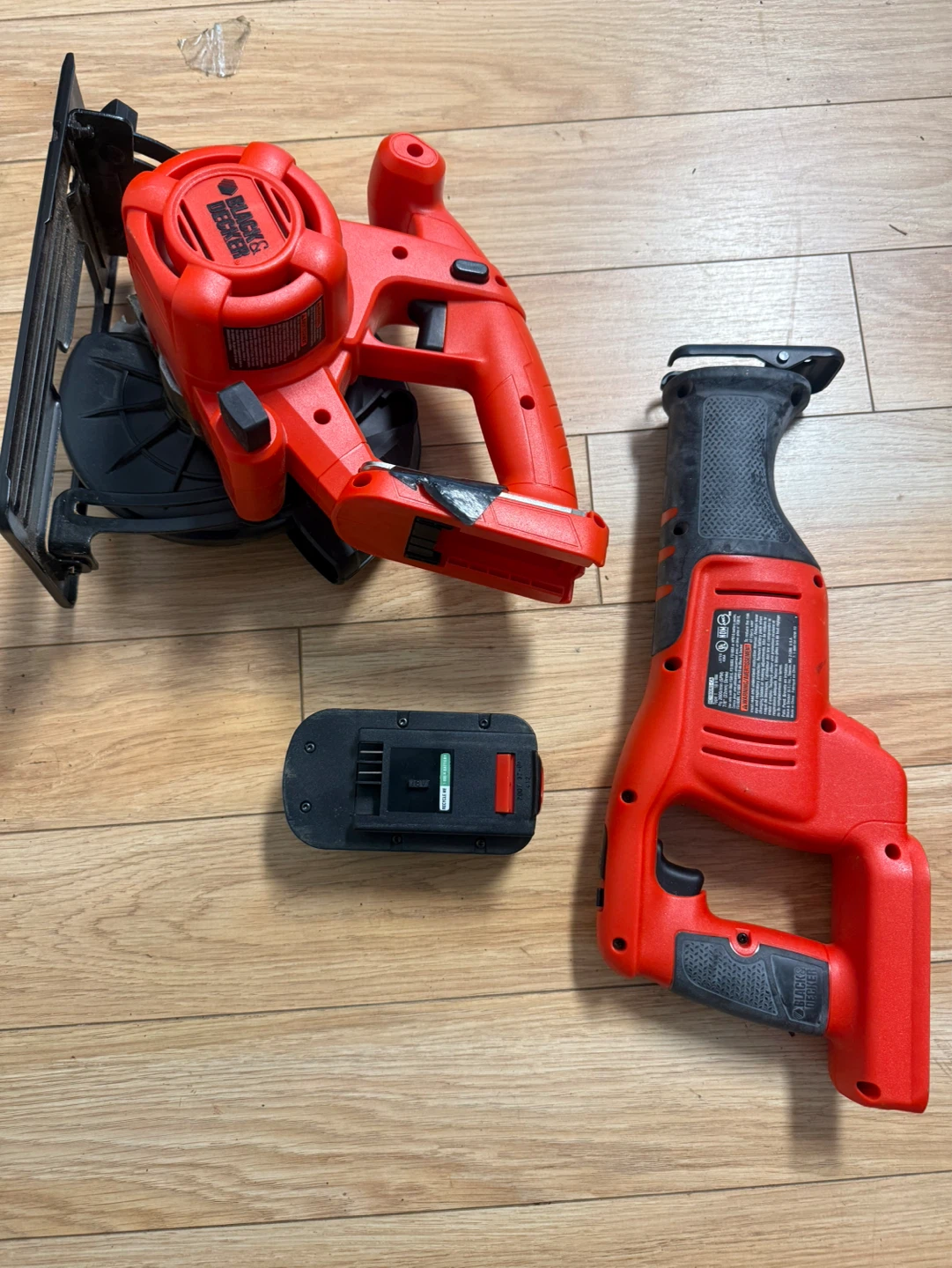 Black+Decker Circular Saw & Reciprocating Saw with 18V Battery
