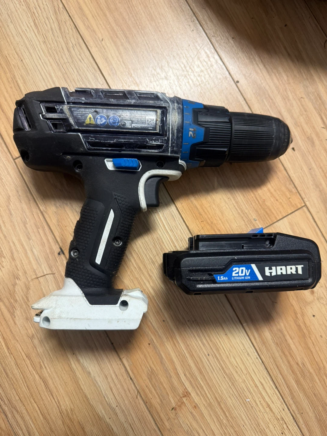 HART 20V Cordless Drill with 1.5Ah Lithium Ion Battery - photo 2
