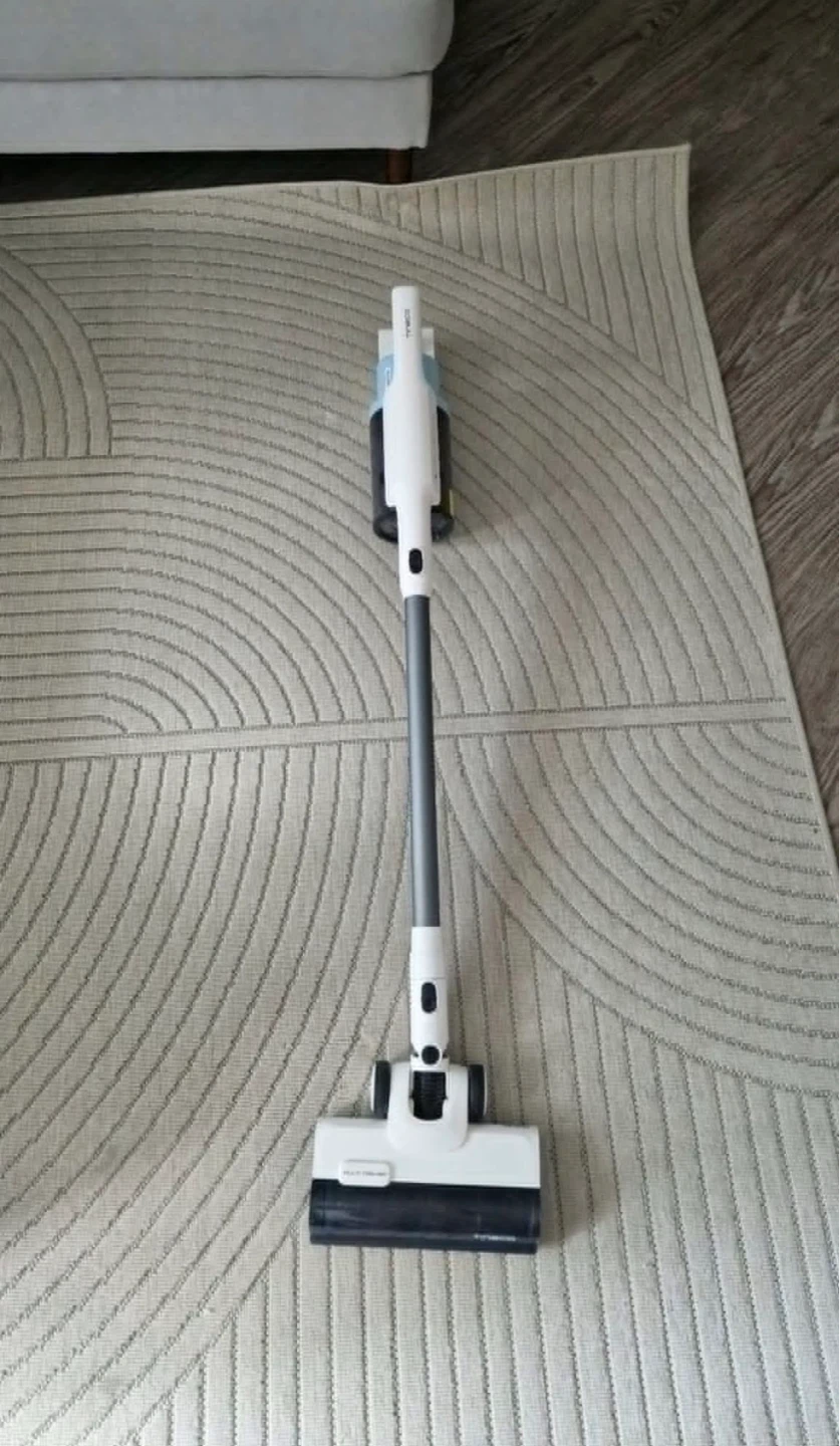 Cordless Vacuum – White/Powder Blue