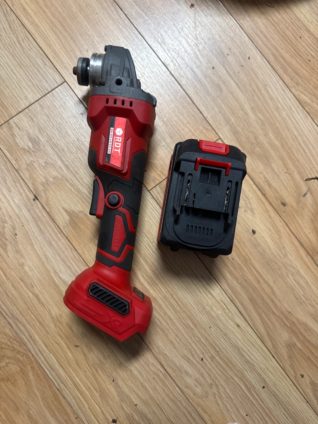 RDT 21V Cordless Angle Grinder with 6.0Ah Lithium Battery - photo 3