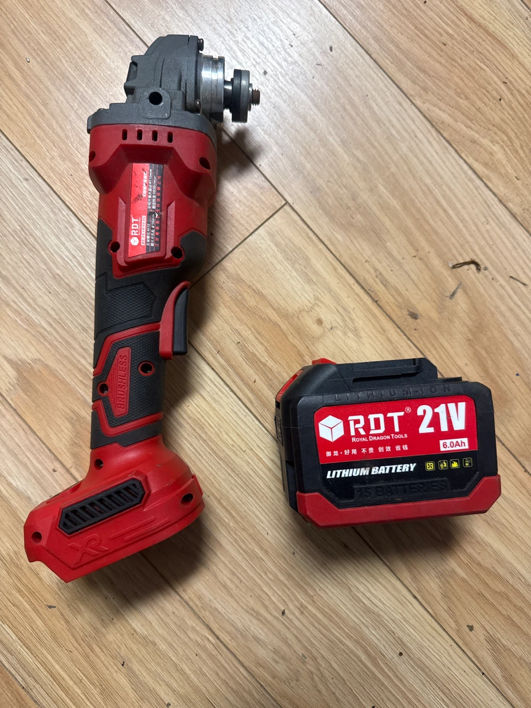RDT 21V Cordless Angle Grinder with 6.0Ah Lithium Battery