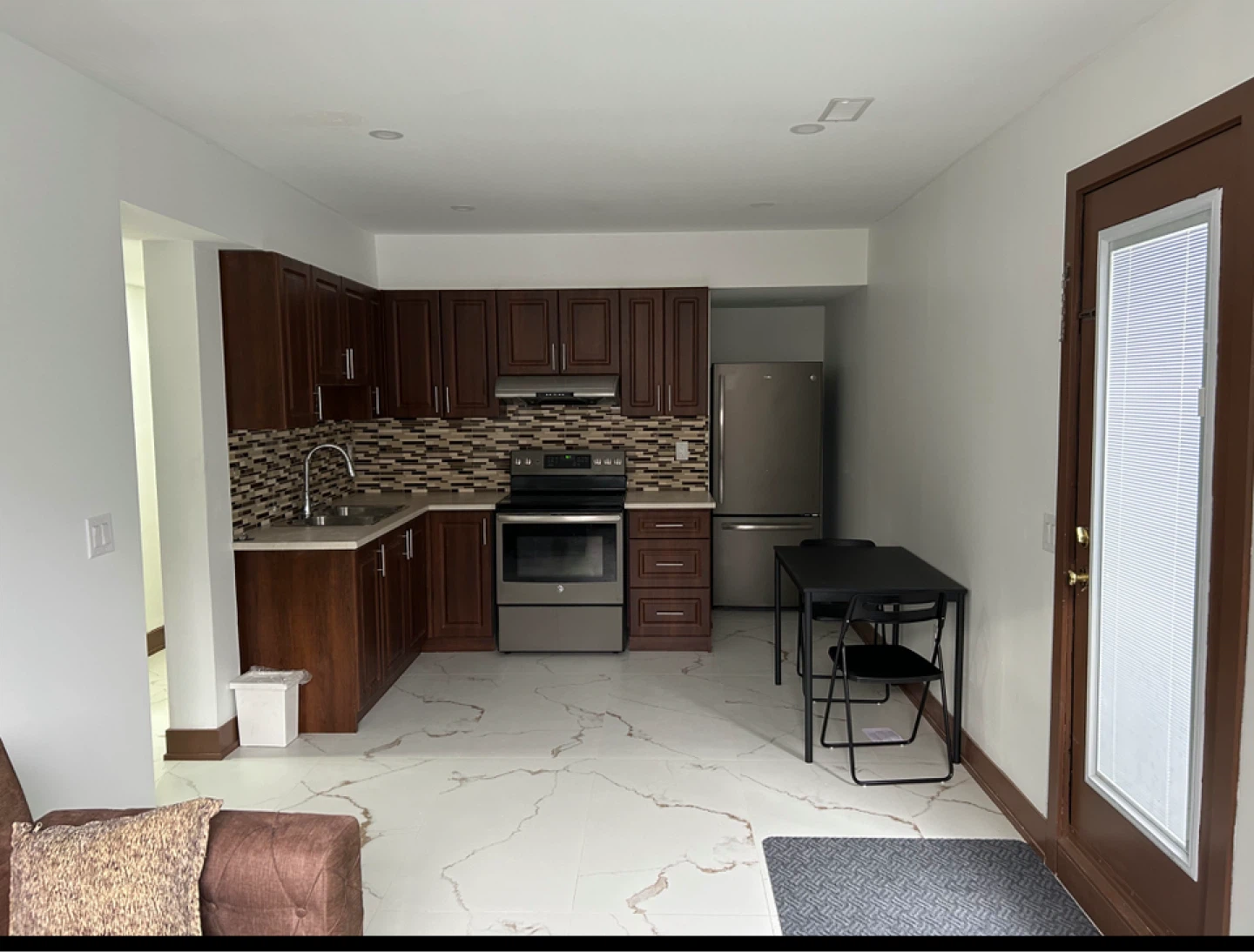 Basement apartment for rent
