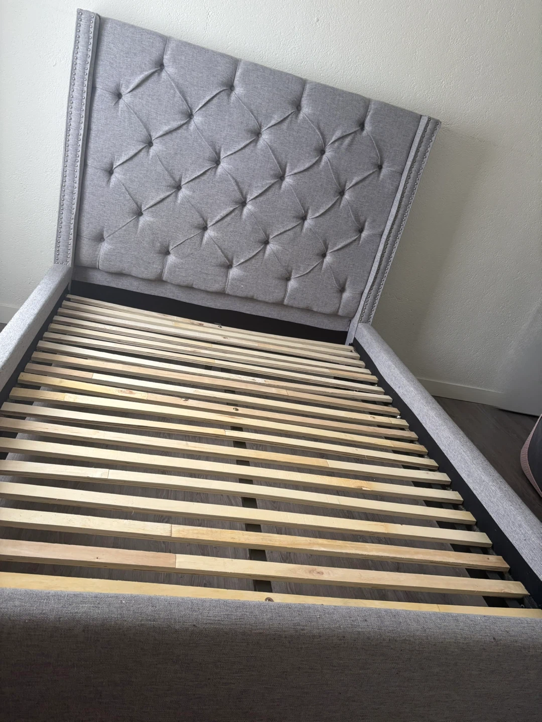 Grey Upholstered Bed Frame- Queen size - photo 3