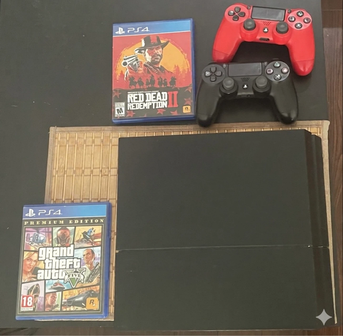 PlayStation PS4 console with 2 Controllers, 7 Games For Sale