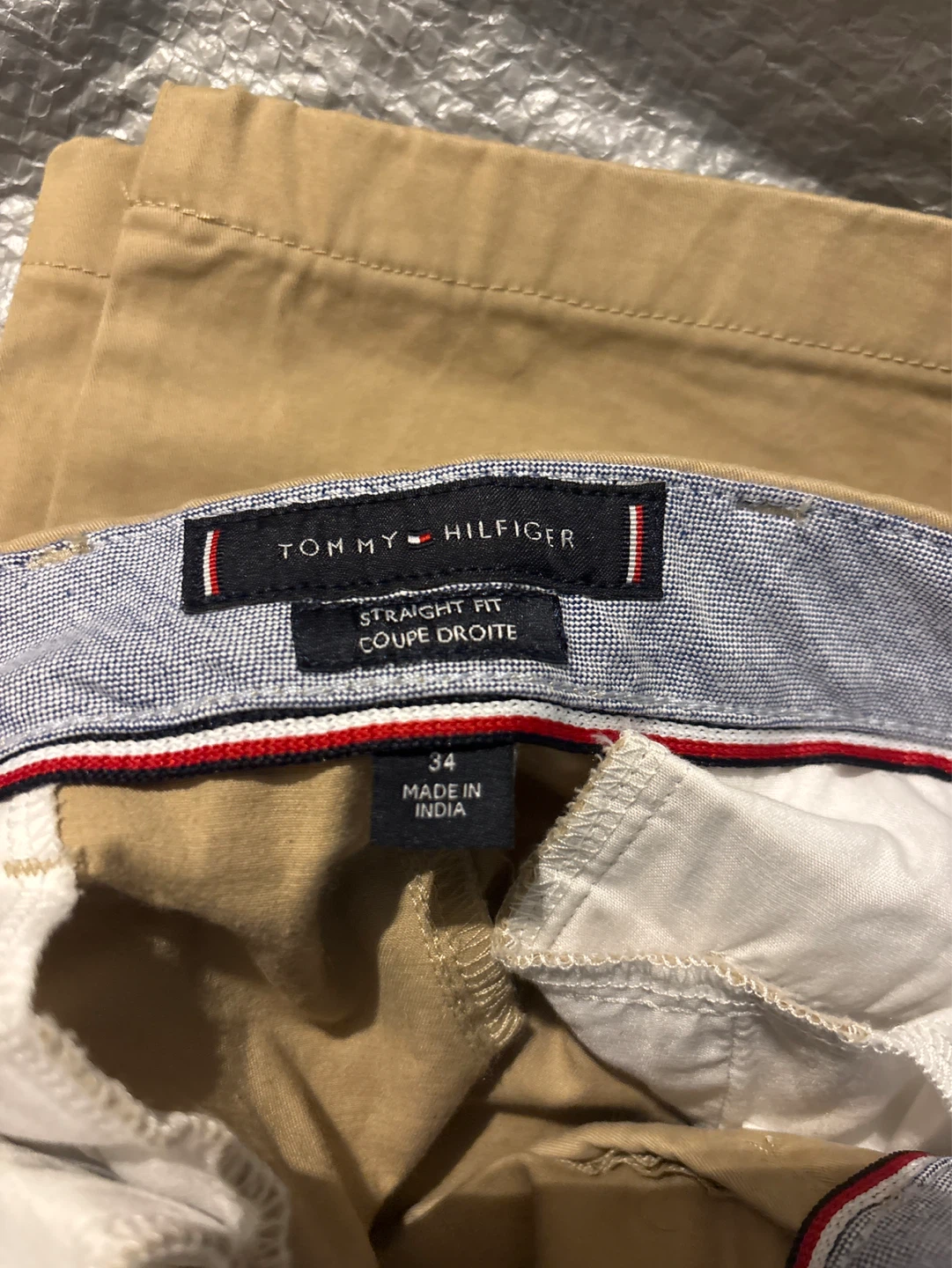 NWOT Tommy Hilfiger Men's Straight Fit Chinos Size 34 - photo 2