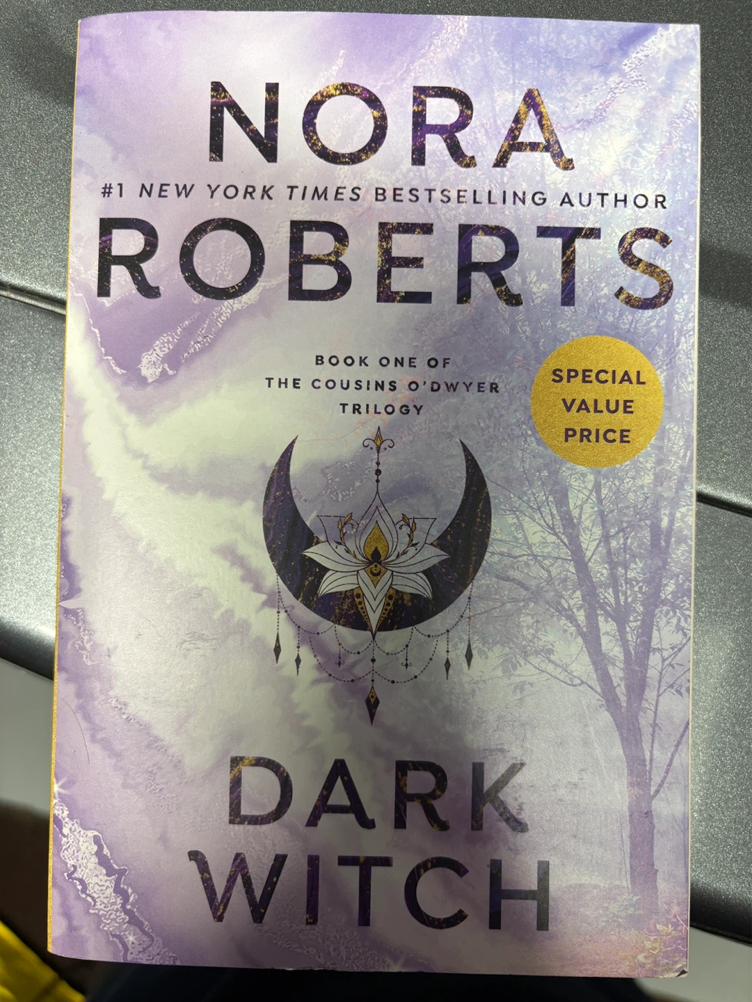 Nora Roberts Dark Witch