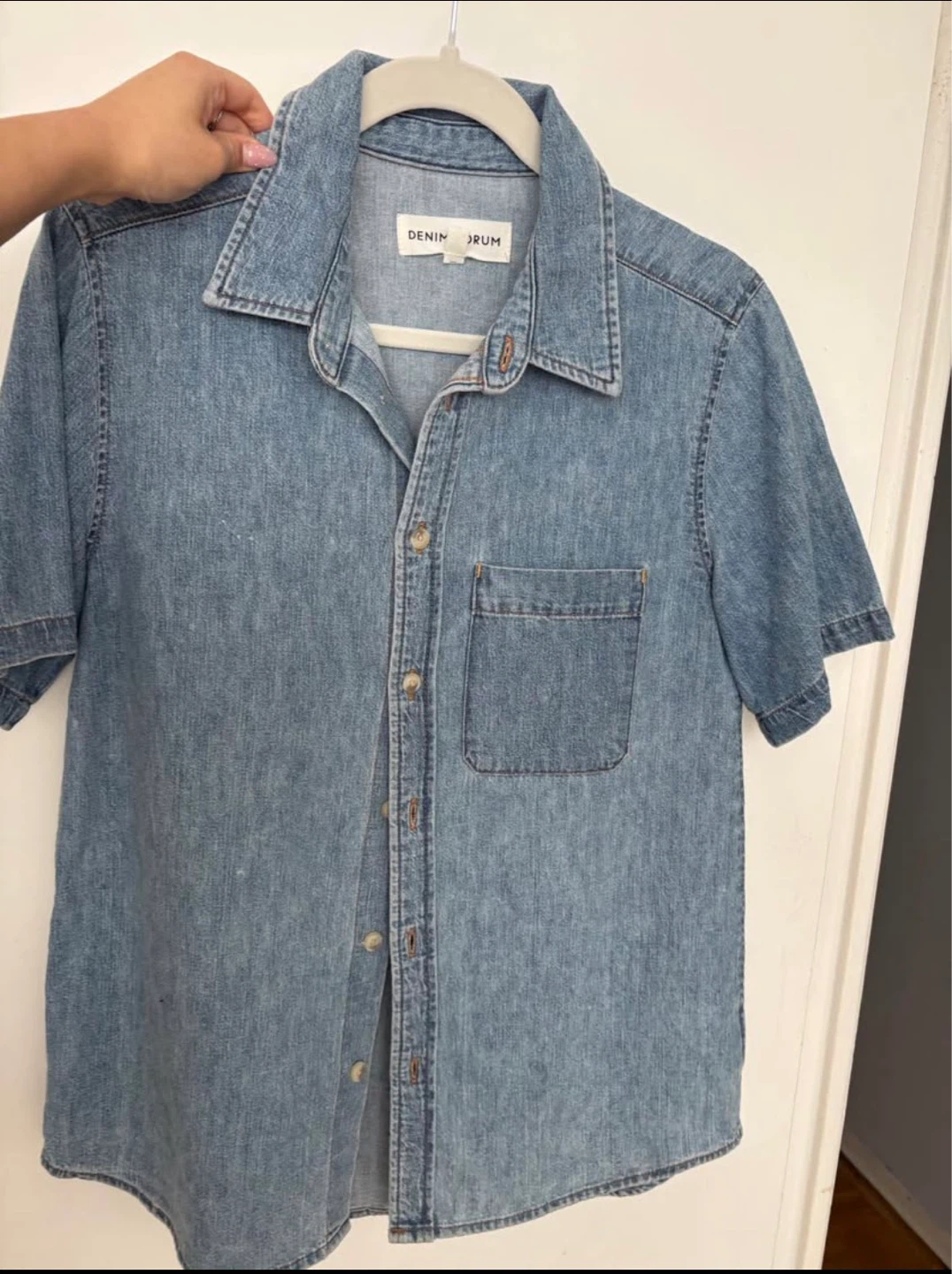 Denim Forum Shortsleeve Tee
