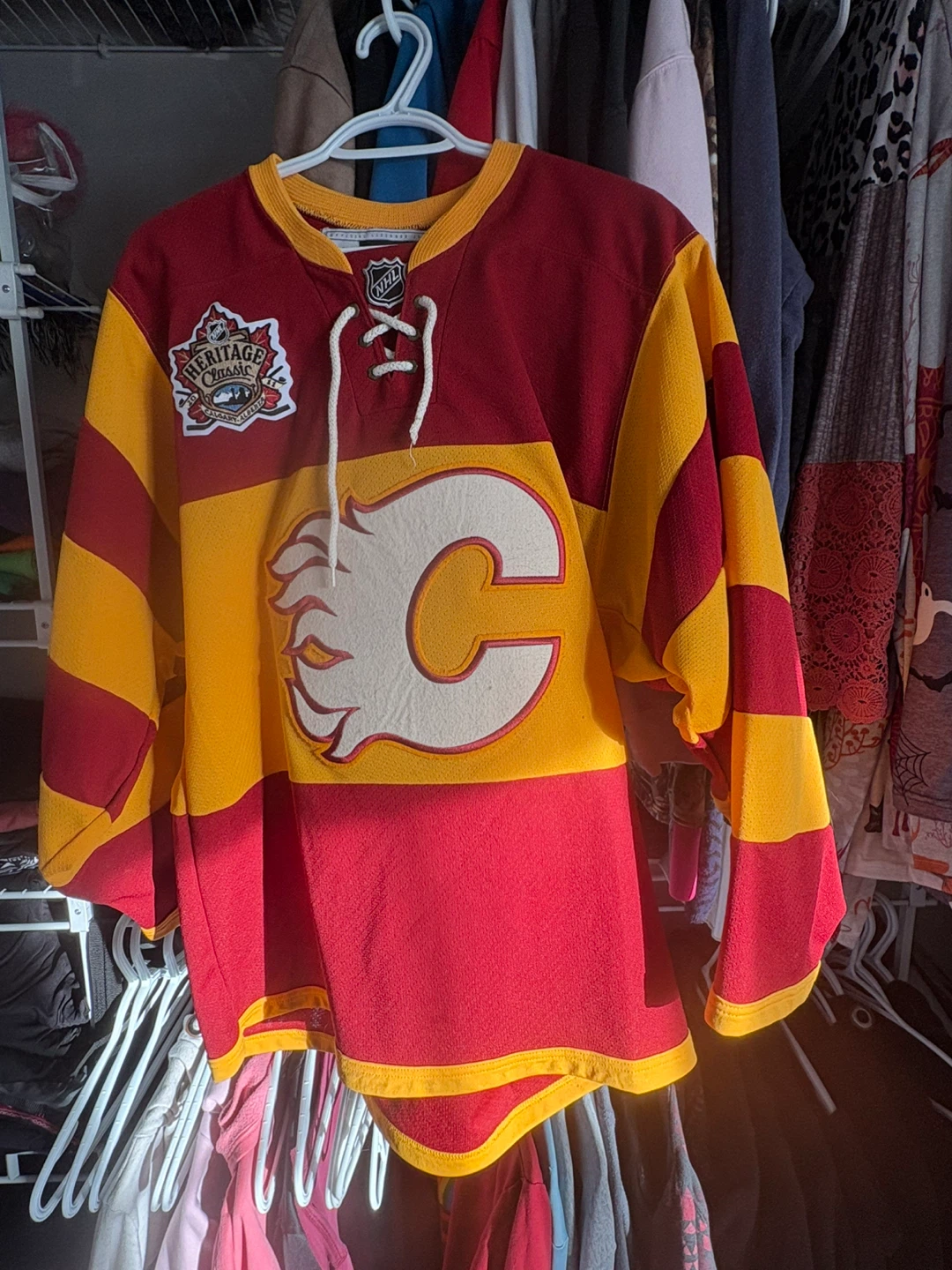 Reebok Calgary Flames Heritage Classic Jersey Size S
