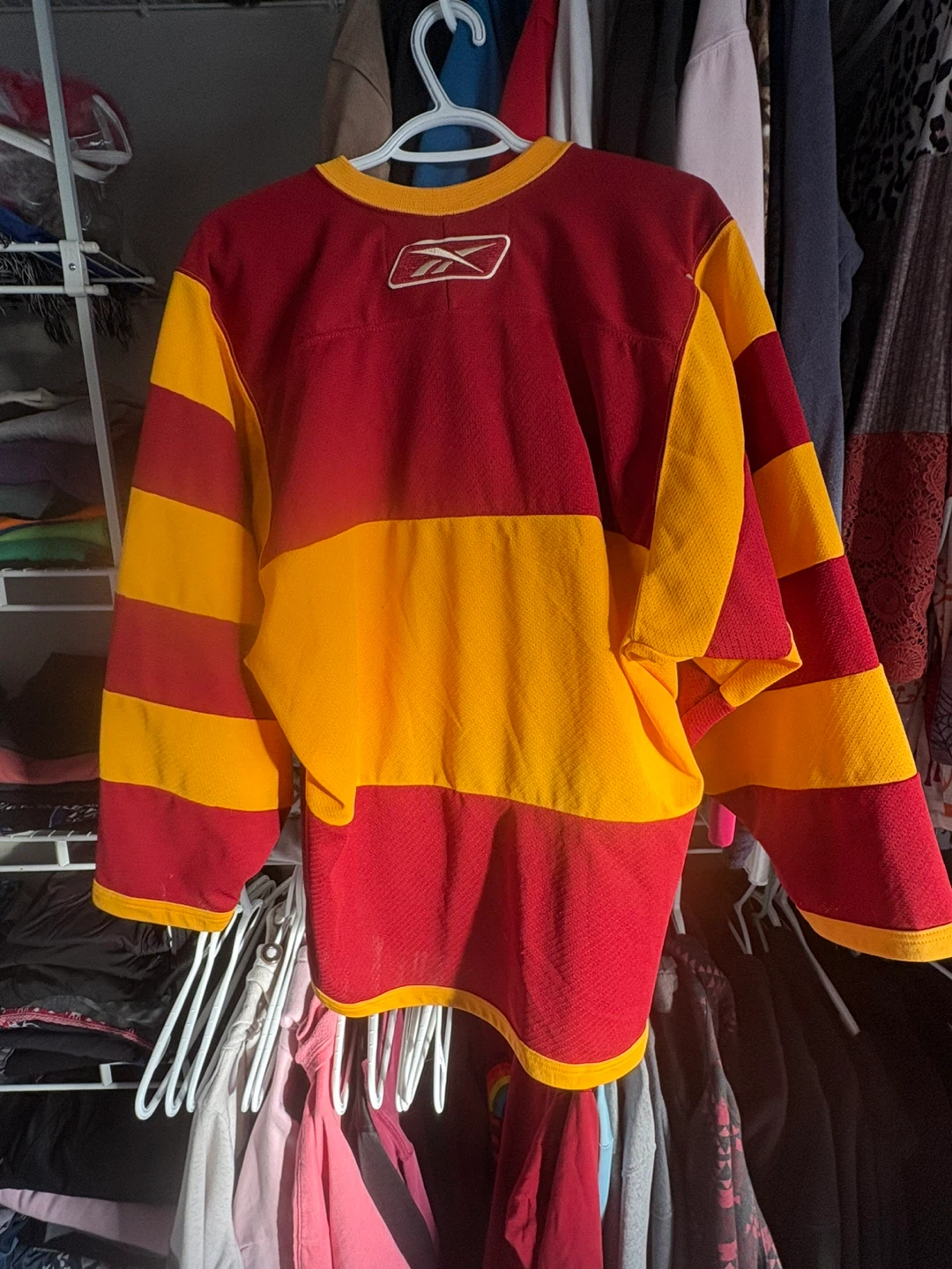 Reebok Calgary Flames Heritage Classic Jersey Size S - photo 2