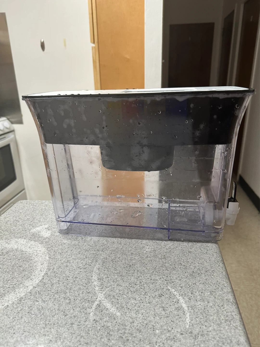 Waterdrop 35-Cup/40L Water Filter Dispenser