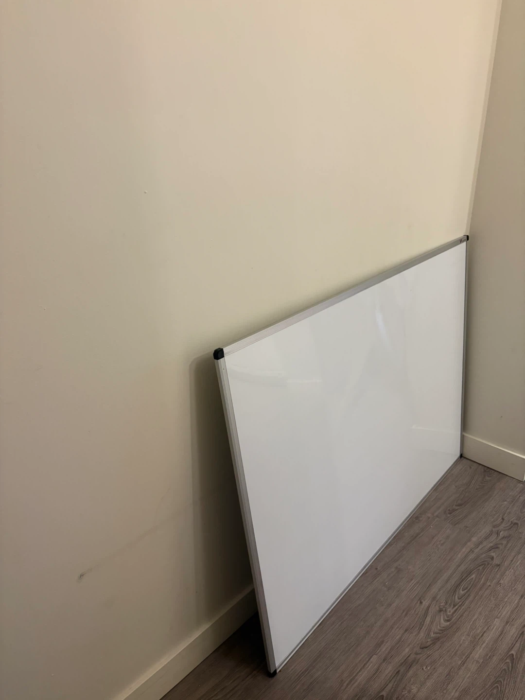 Whiteboard - photo 3