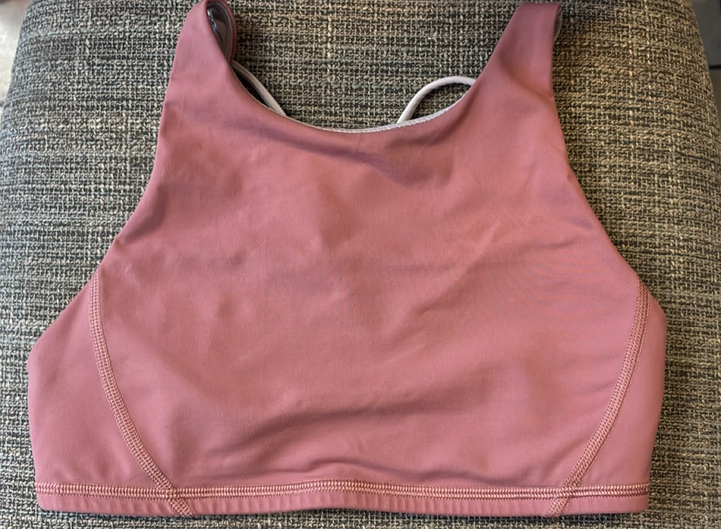 Lululemon Sports Bra - Pink size 4