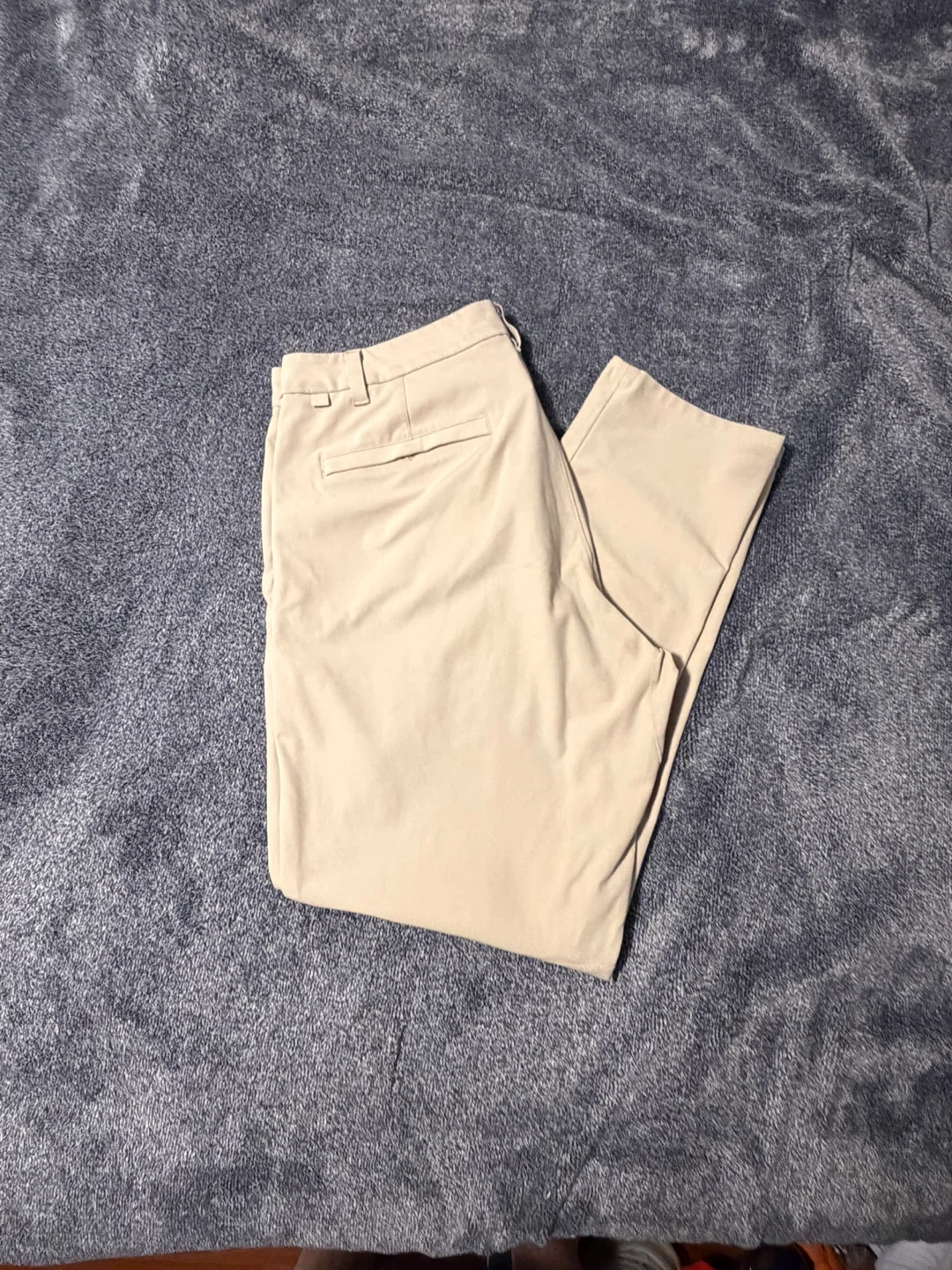 Lululemon ABC Pants Khaki Size 35x30
