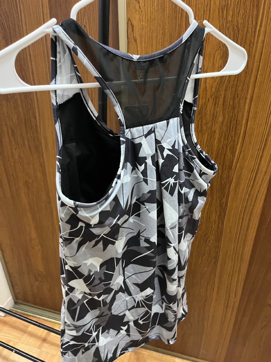Miusay Women's Graphic Tank Top - photo 2