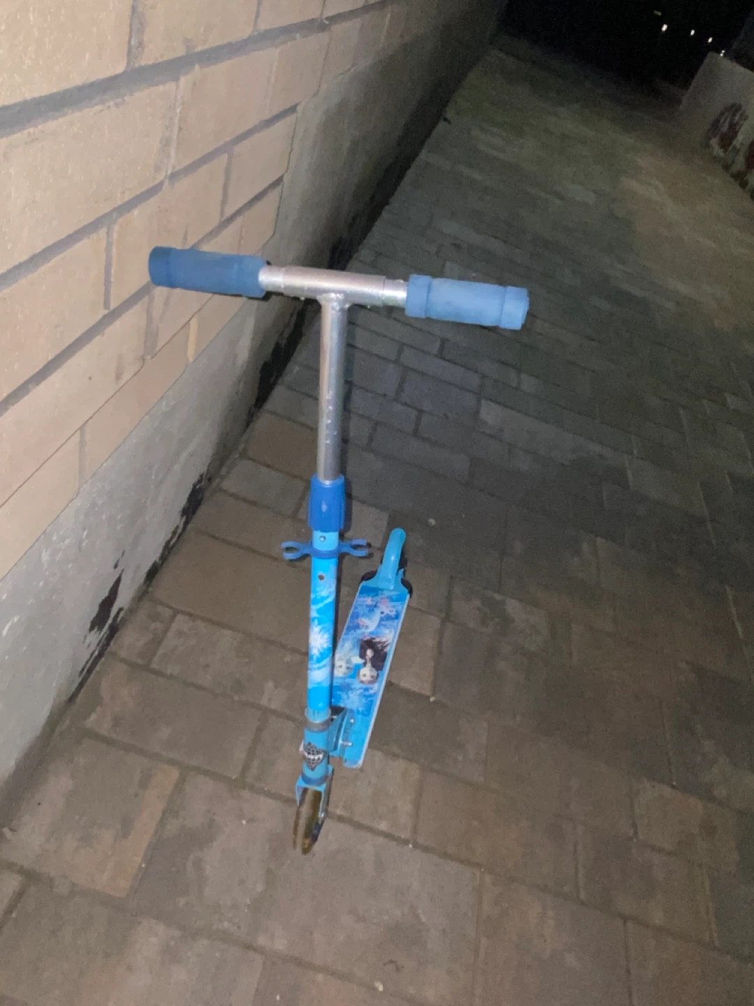 Blue Elsa Frozen Kids Scooter - photo 2