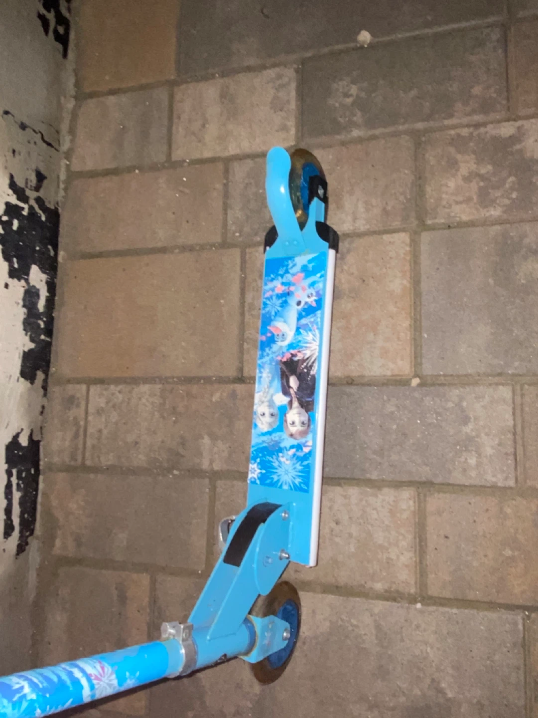 Blue Elsa Frozen Kids Scooter - photo 3